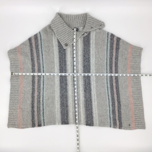 Eddie Bauer Knit Poncho with Open Sides, XS/S - Picture 15 of 16